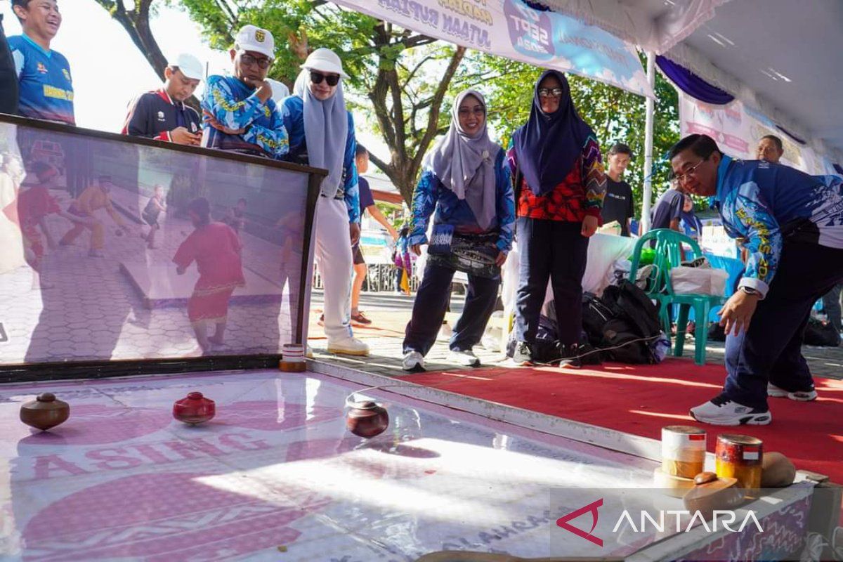 Banjarmasin ikuti lomba olahraga tradisional ramaikan Haornas 2024