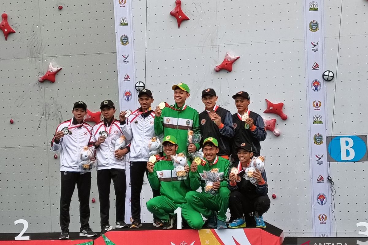 Sumut kandaskan impian emas Veddriq cs di speed relay panjat tebing PON