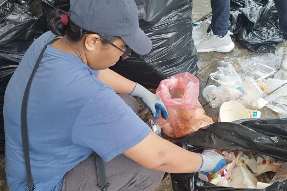 Komunitas Bhupala kelola ribuan kilogram sampah hasil kegiatan Maluku Manggurebe