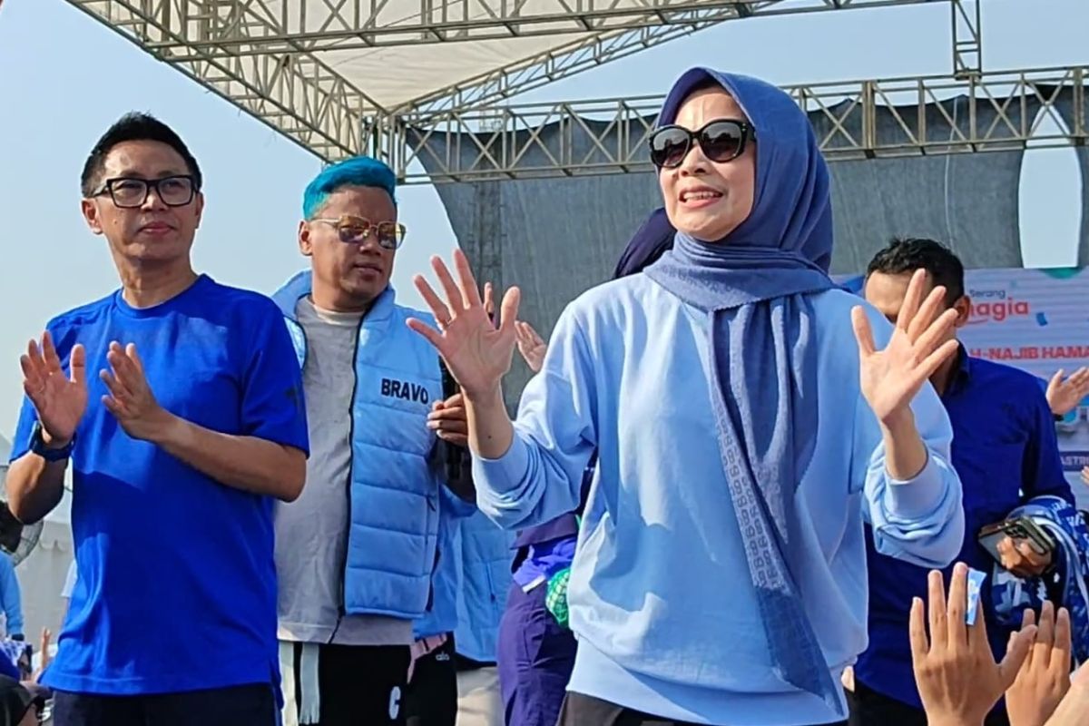 Eko Patrio dan istri ikut blusukan bacabup Serang Ratu Zakiyah