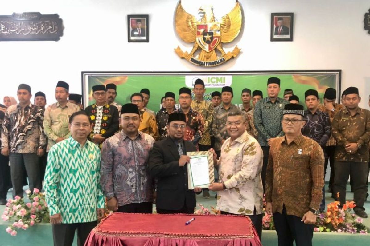 Lantik ICMI Aceh Timur, Taqwaddin minta ketua se-Aceh perkuat komunikasi