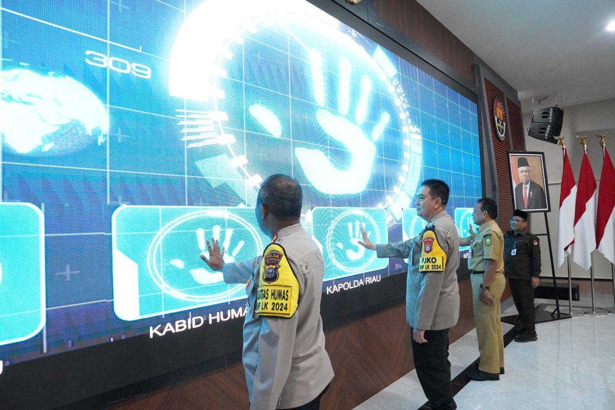 Polda Riau kembali taja lomba karya jurnalistik pilkada berhadiah umroh