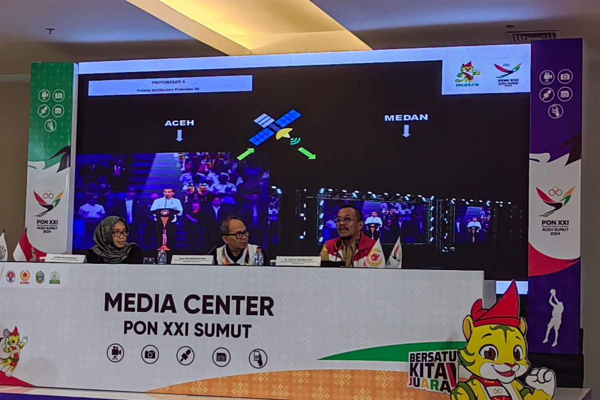 PB PON siapkan videotron di luar Stadion Baharudin Siregar