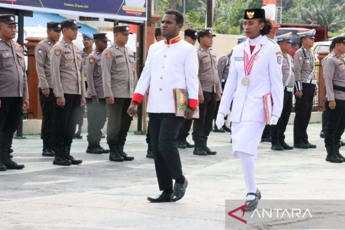 Empat pelajar Sorsel ikut upacara HUT RI di IKN terima penghargaan dari Kapolres