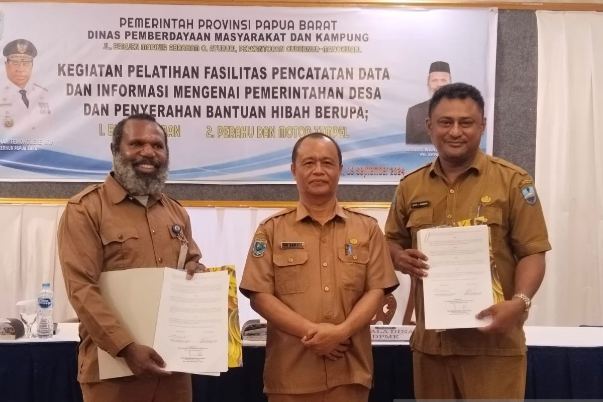 DPMK Papua Barat tingkatkan kapasitas kader kampung kelola data