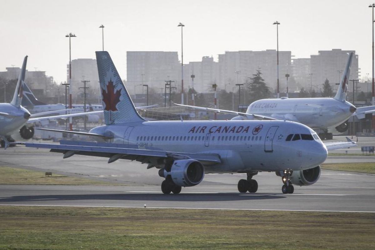 Antisipasi gangguan, Air Canada akan tangguhkan penerbangan