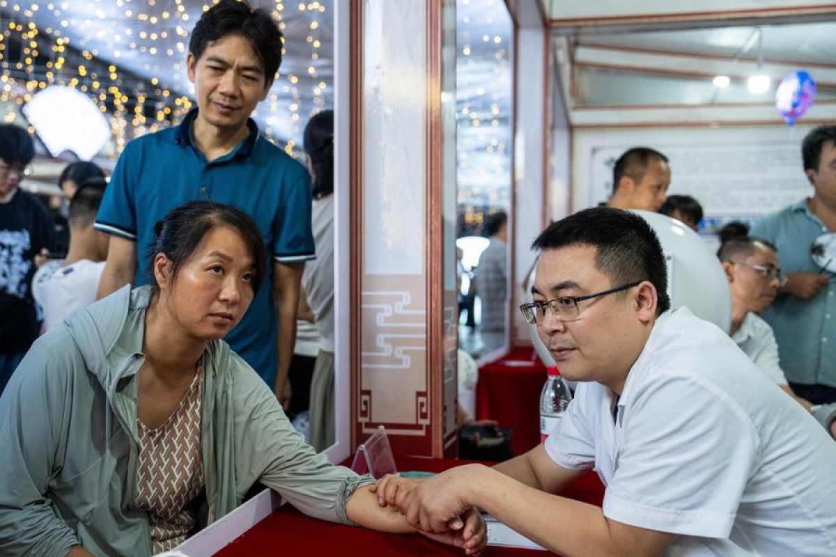 China akan tingkatkan peran pengobatan tradisional