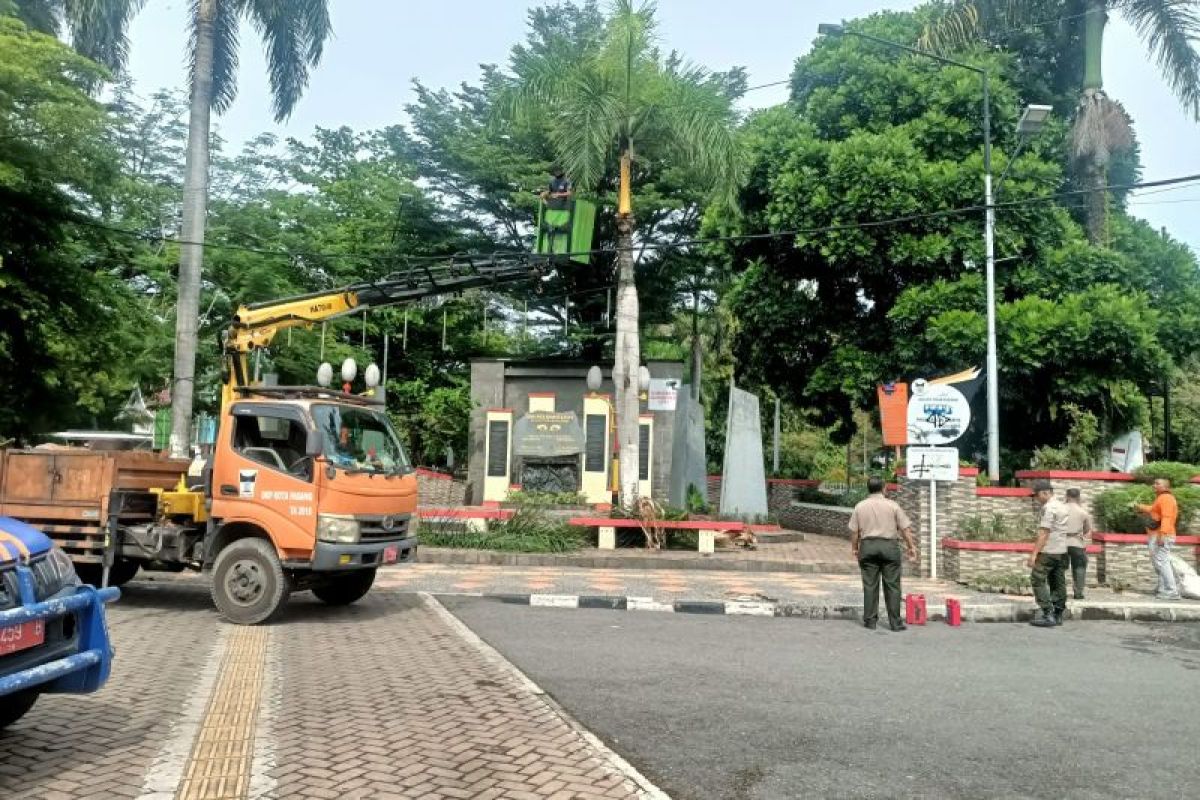 Padang benahi tugu gempa untuk peringatan gempa 30 September