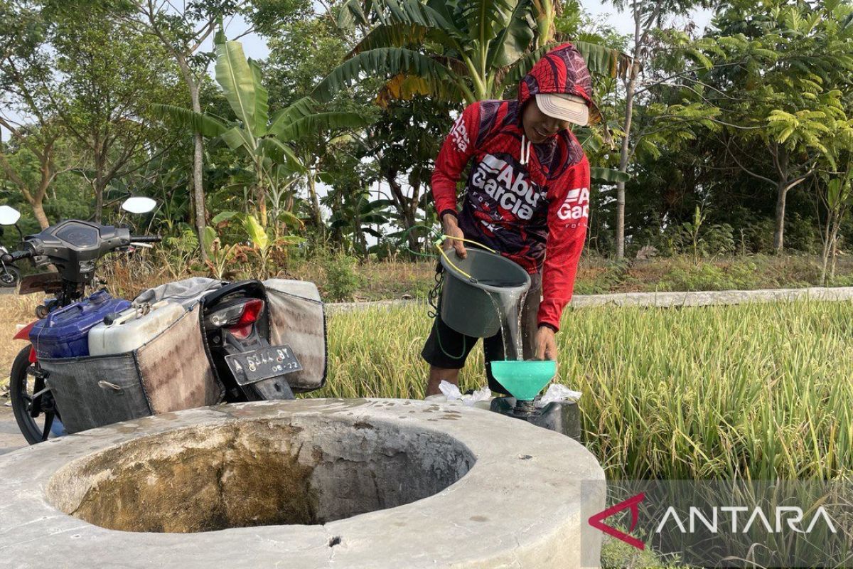 BPBD Serang salurkan 40.000 liter air bersih ke tiga kelurahan di Kasemen