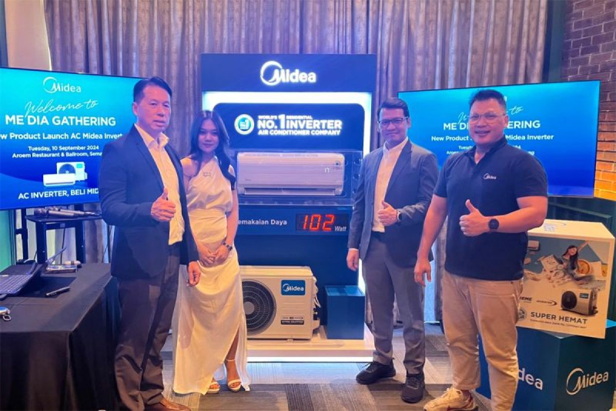 Midea luncurkan AC Inverter 1/2 PK dan luaskan jaringan penjualan di Semarang