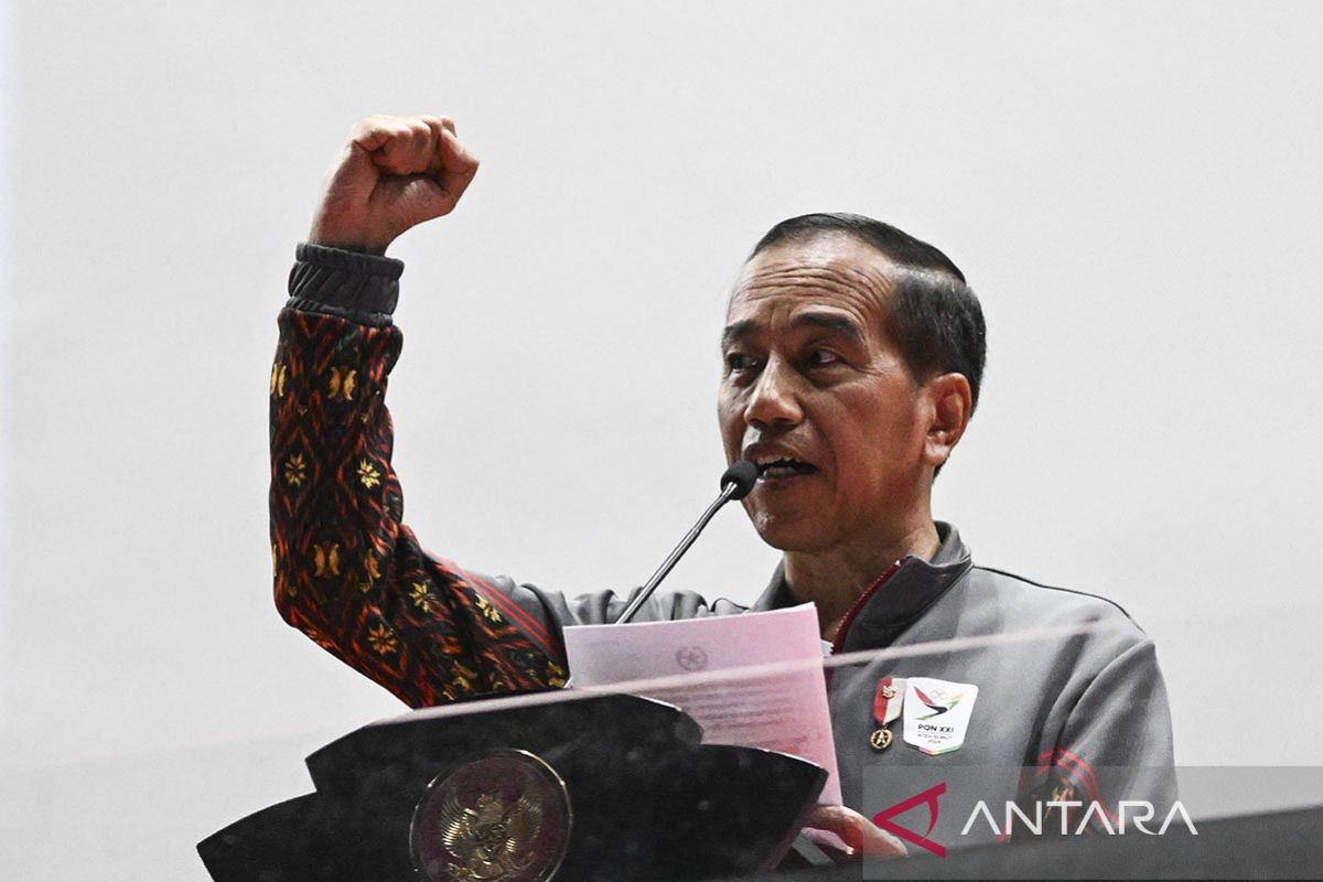 Jokowi tetap keliling daerah meski berkantor di IKN