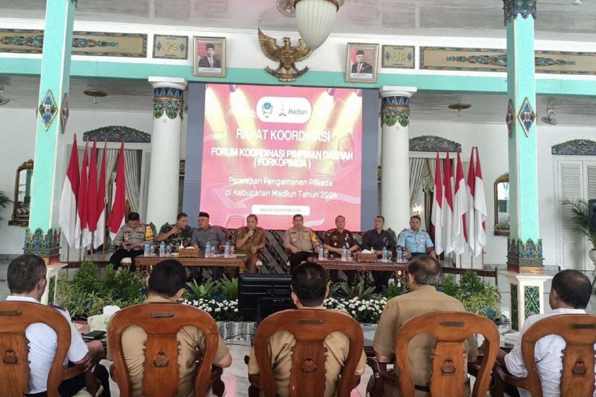 Pj Bupati Madiun minta sinergi Forkopimda wujudkan Pilkada 2024 aman