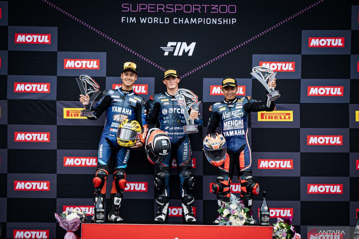 Galang dan Aldi raih podium di World Supersports 300 Prancis