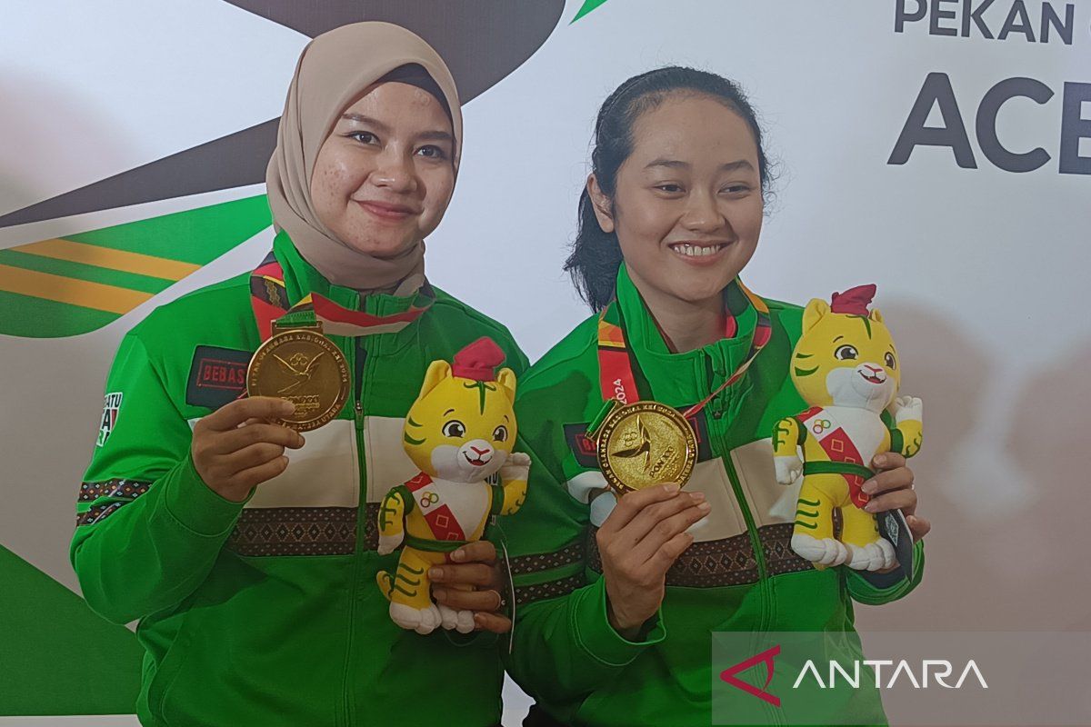 Boling - Billy dan Nadia, suami-istri raih emas meski beda provinsi