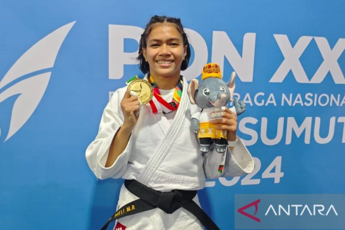 Medali emas judo PON XXI jadi buah penantian Meli Marta Rosita