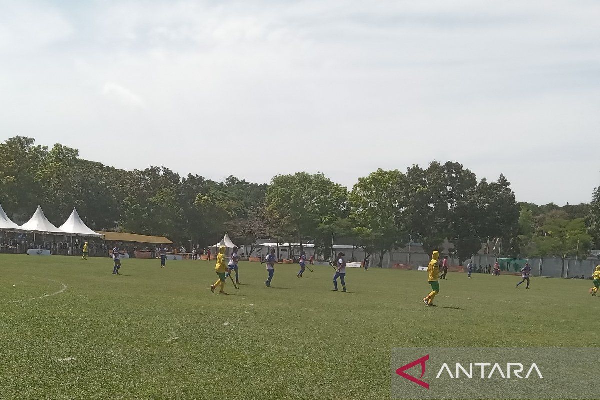 Hoki outdor putri, Kaltim dan Papua bermain imbang 1-1 di arena Unimed