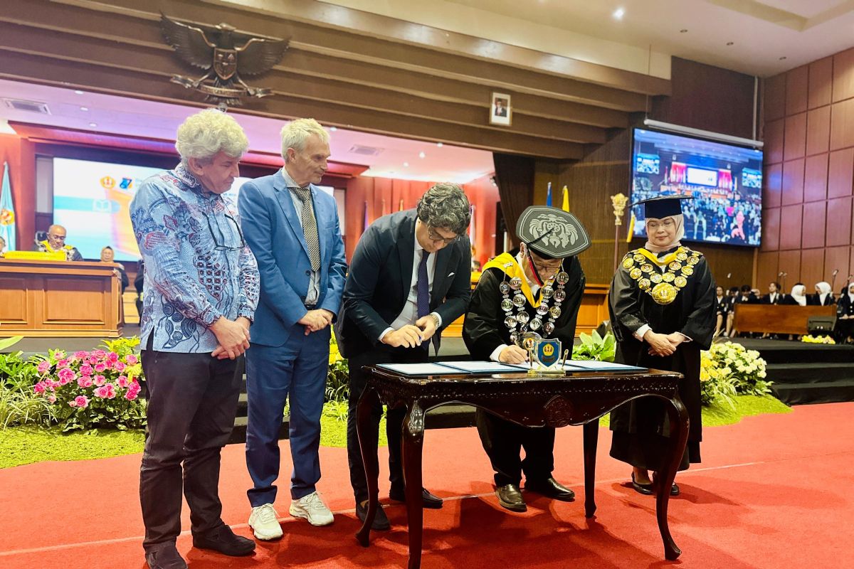 Unpad kolaborasi Universitas Catania dirikan CoEHAR di Indonesia