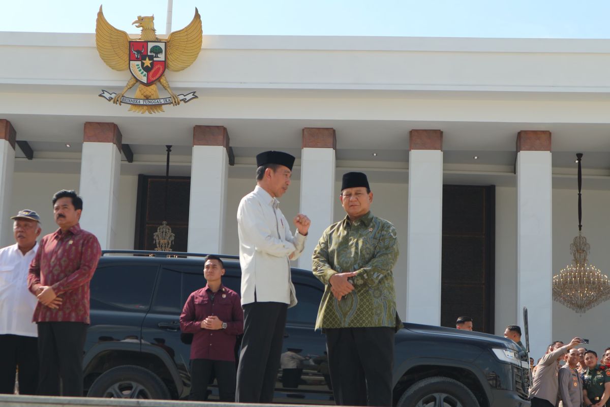 President Jokowi seeks TNI-Polri support during government transition