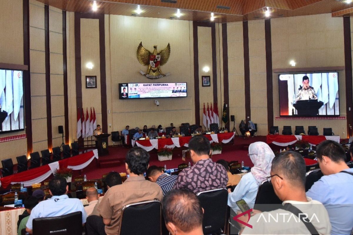 DPRD-Pemkot Medan sahkan APBD 2025, pendapatan sebesar Rp7,44 triliun