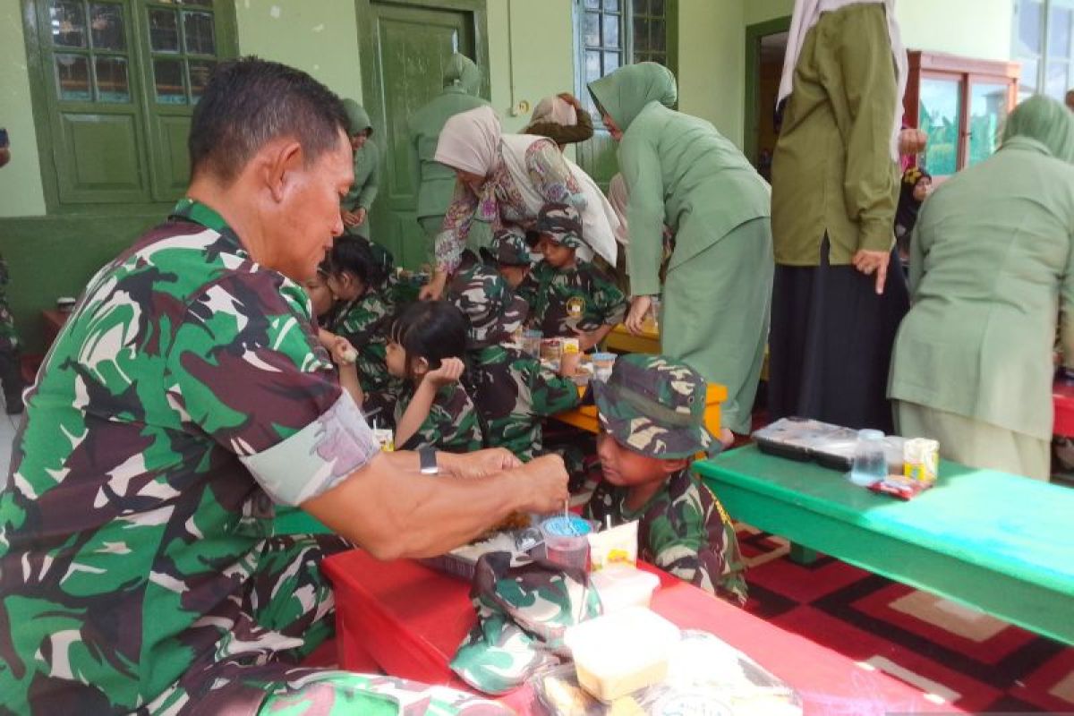 Kodim 0414/Belitung gelar program dapur masuk sekolah