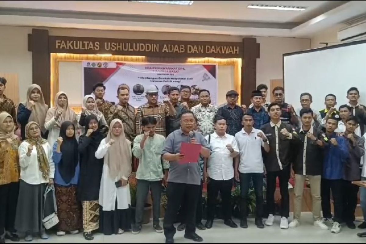 Bawaslu Sumbar bersama koalisi masyarakat deklarasi tolak politik uang