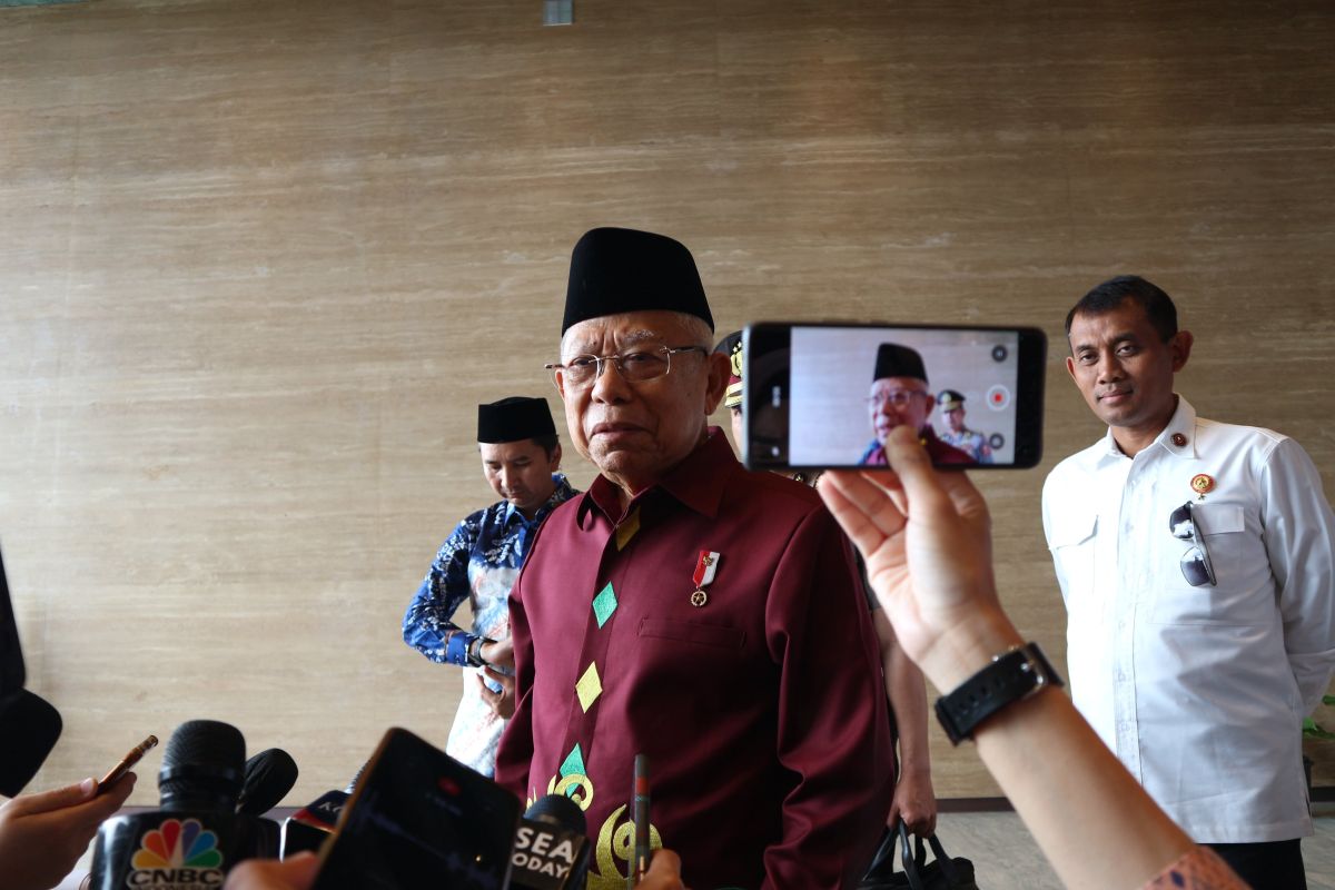 Wapres Ma'ruf Amin minta jajaran menteri selesaikan tugas dengan baik