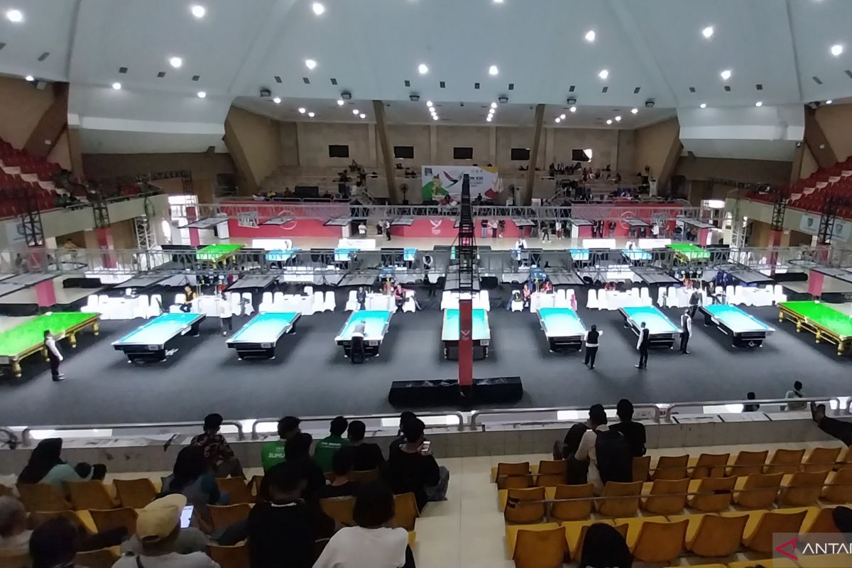 Dua pebiliar putri Kalsel jaga asa merebut emas nomor 10 ball single