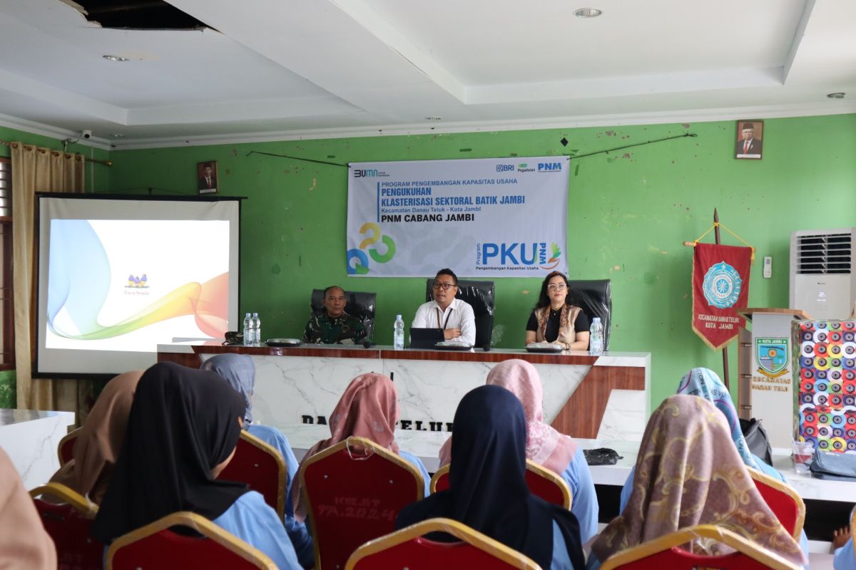 PNM Jambi bantu perajin batik kembangkan usaha melalui sistem klaster