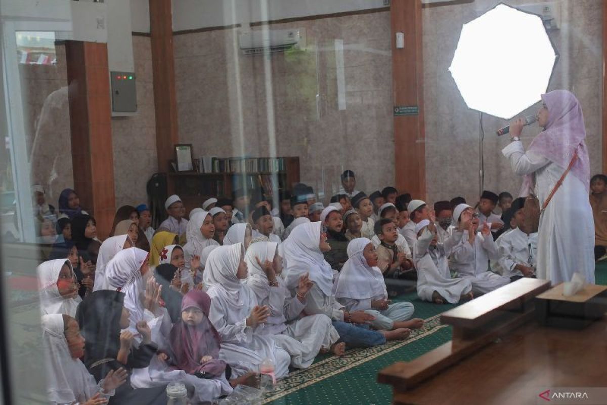 Maulid Nabi, refleksi peran Muhammad SAW mempersatukan umat beragama