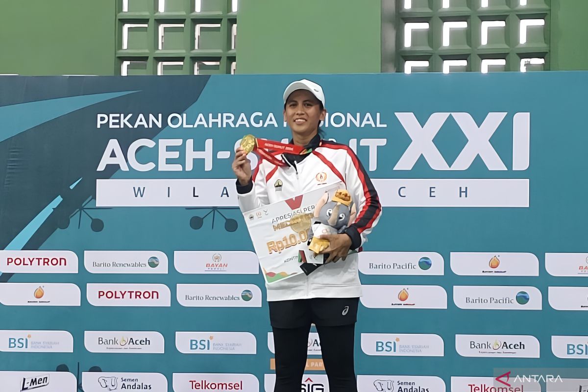 Soft tenis - Allif Nafiiah persembahkan emas kepada Jawa Tengah