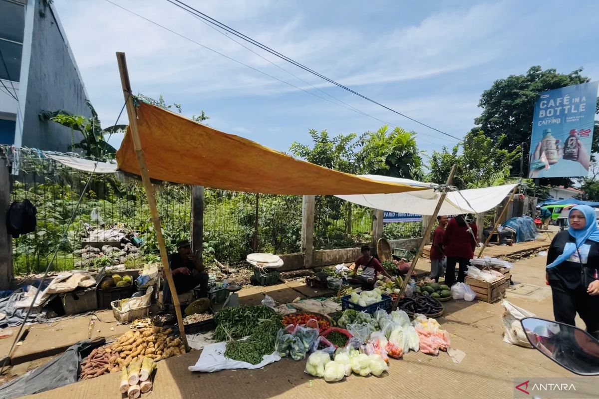 Pemkot Bogor tindak lanjut keluhan warga soal pasar tumpah di Jalan Merdeka