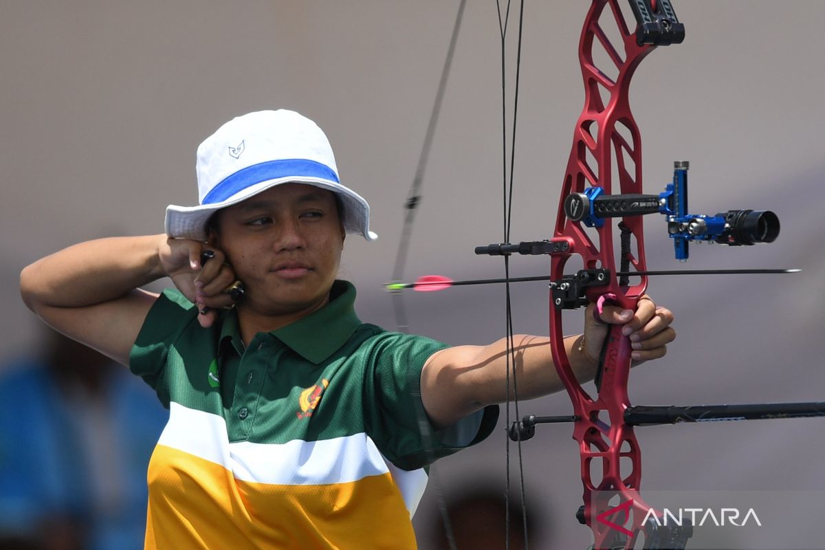 Tim panahan Kaltim raih emas compound beregu putri