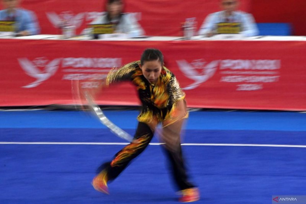 Wushu Jatim berjaya di taolu, kawinkan emas duilian putra dan putri