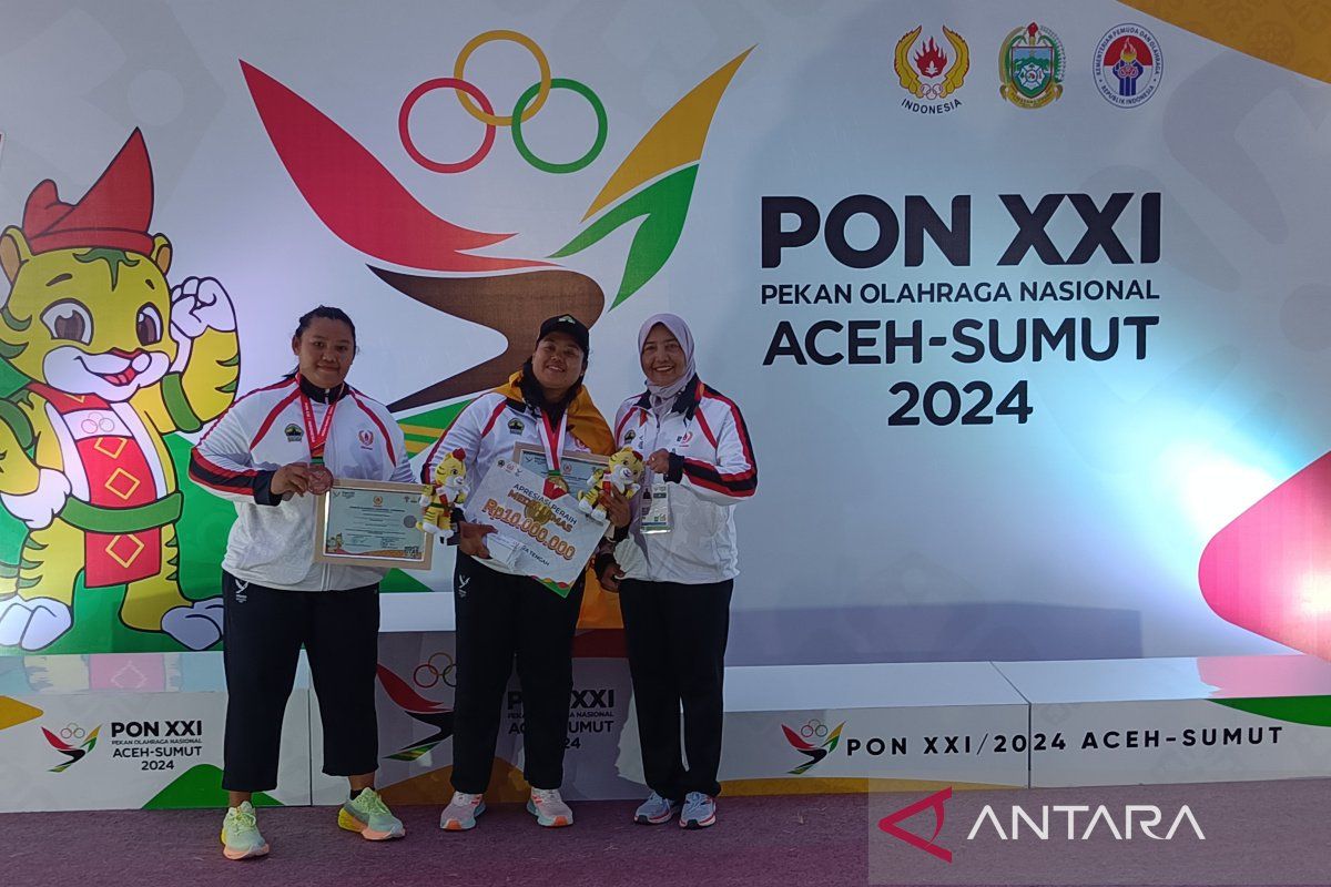 Atletik - Wakil Jateng tampil apik untuk raih emas lempar cakram putri