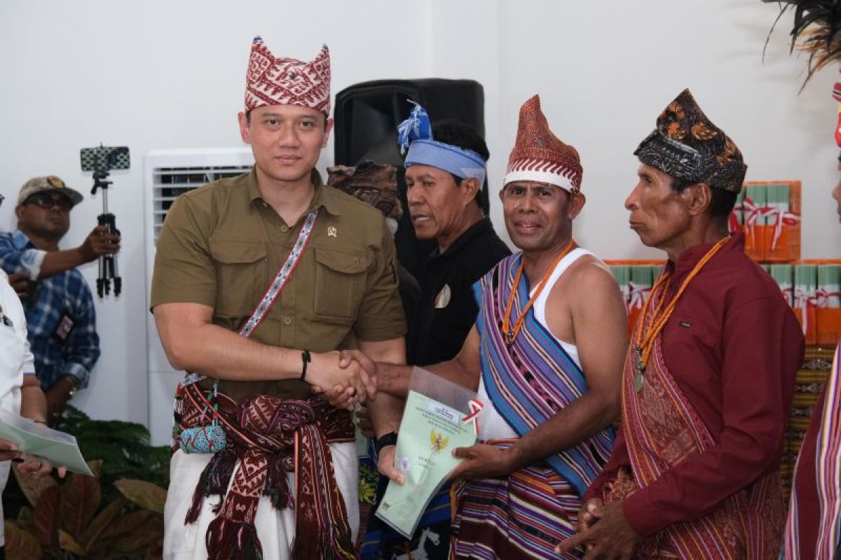 Warga eks Timor Timur berterima kasih atas pembagian sertifikat tanah