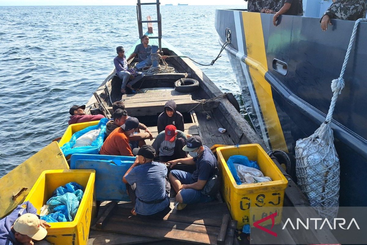 KKP gagalkan aksi penyelundupan manusia dari kapal ikan di perairan Sumut