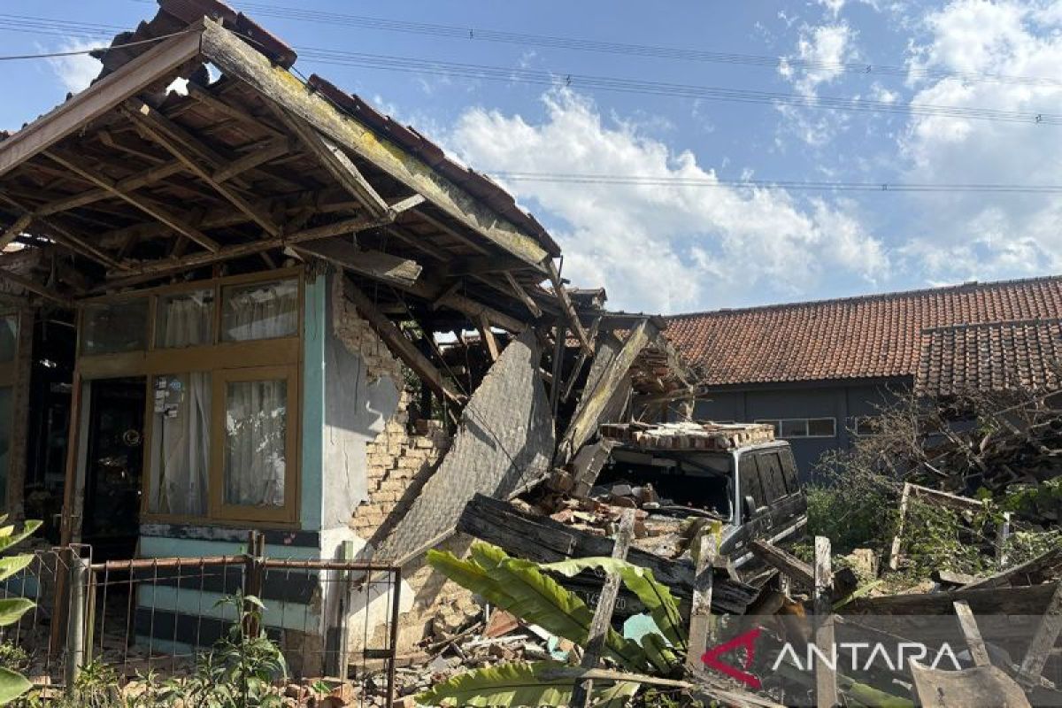 Pemkab Bandung tetapkan status tanggap darurat bencana gempa bumi