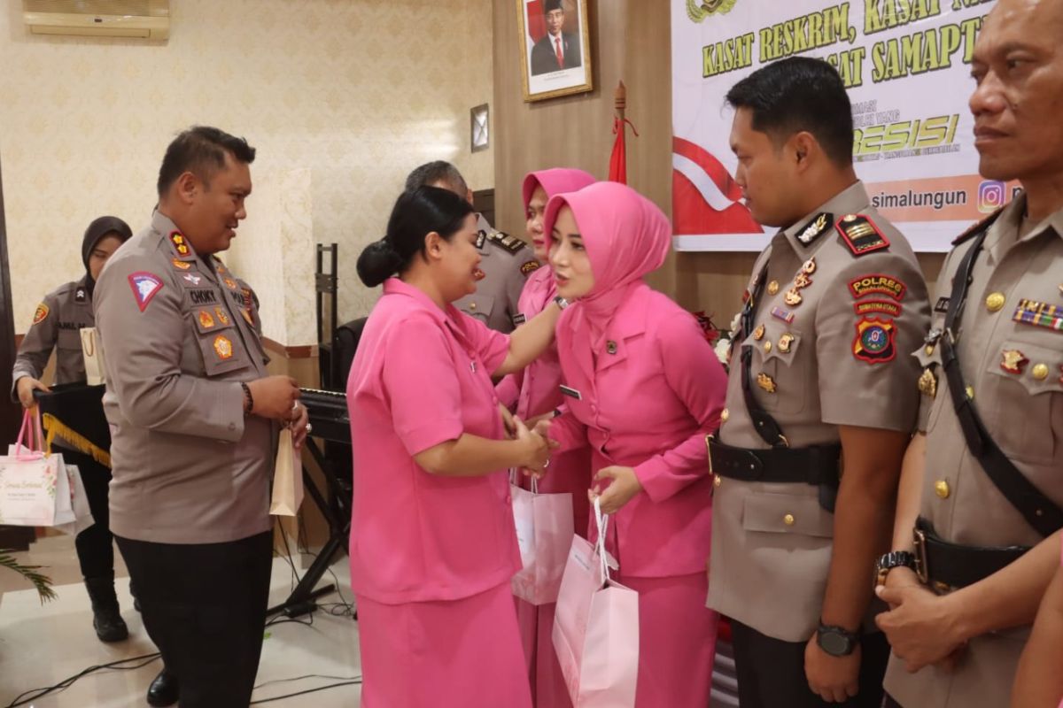 Pergantian Pejabat Polres Simalungun, lima kasat dan dua kapolsek