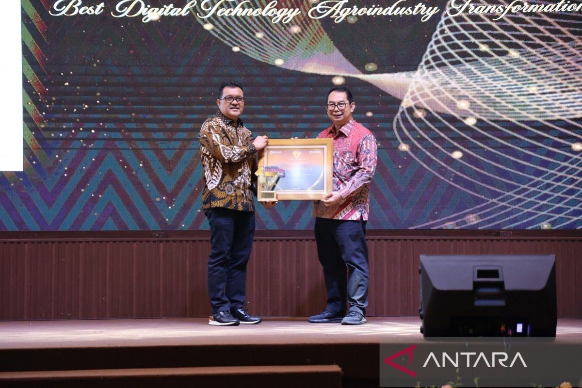 PTPN IV Regional III dinobatkan sebagai The Best Digital Agroindustry Transformation in Riau Province