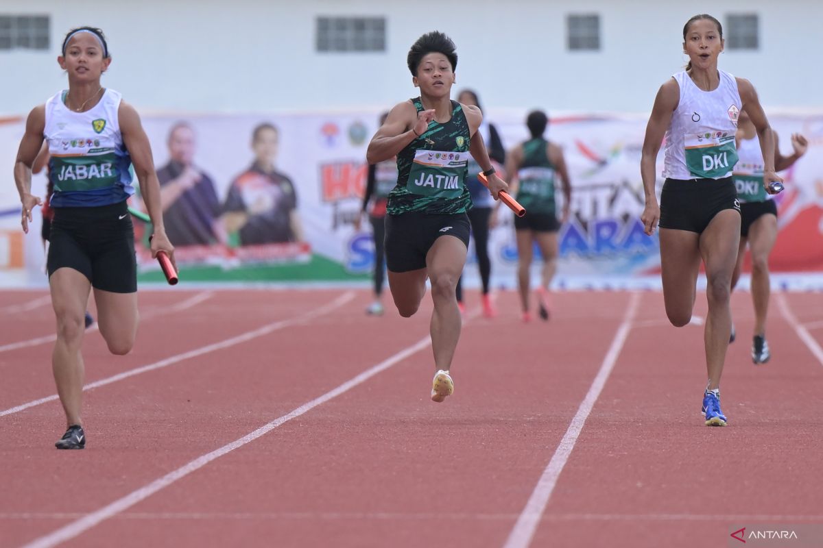 Atletik - Erna bersyukur pertahankan emas di dua edisi PON