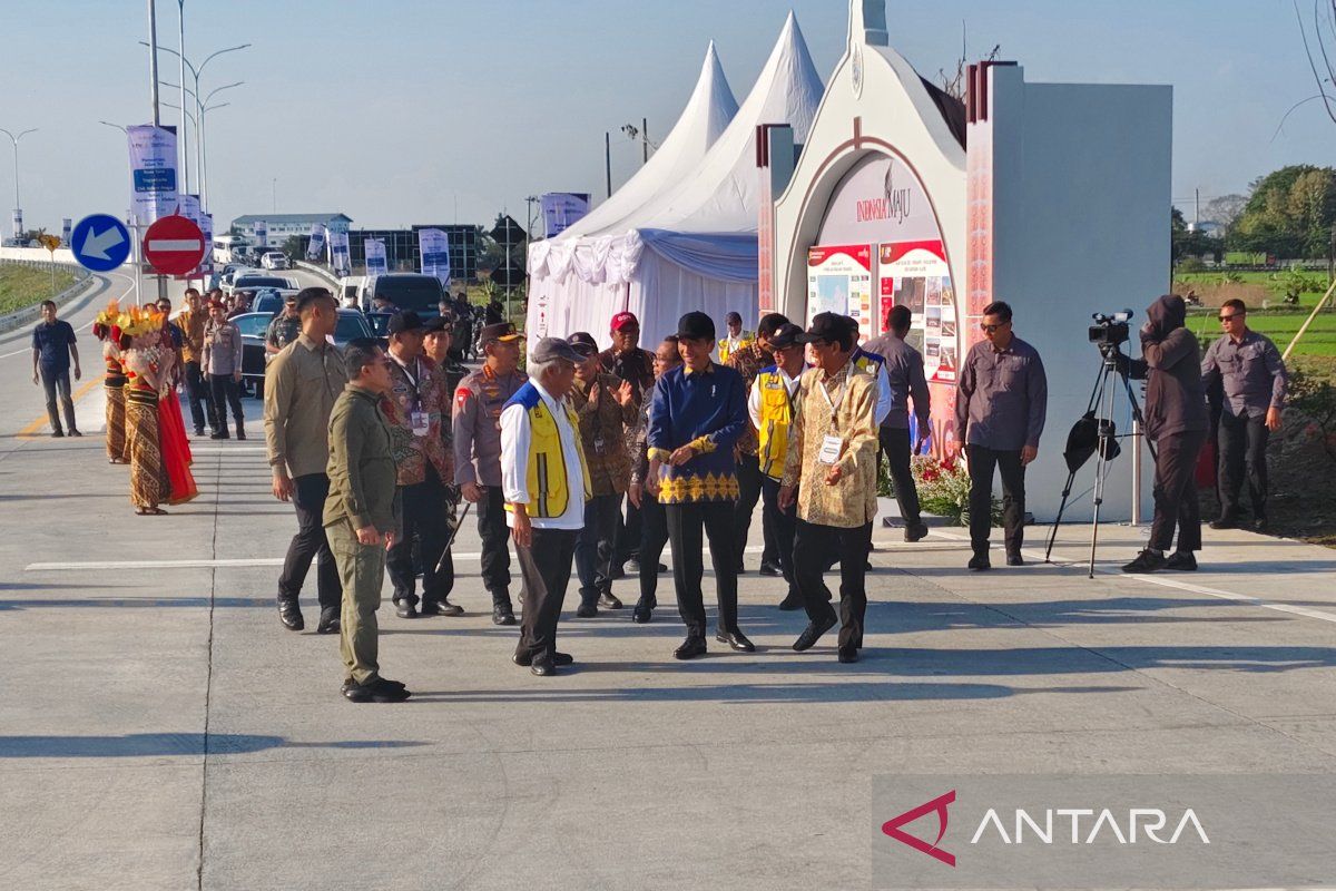 Tol Kartasura-Klaten langsung beroperasi usai peresmian oleh Presiden