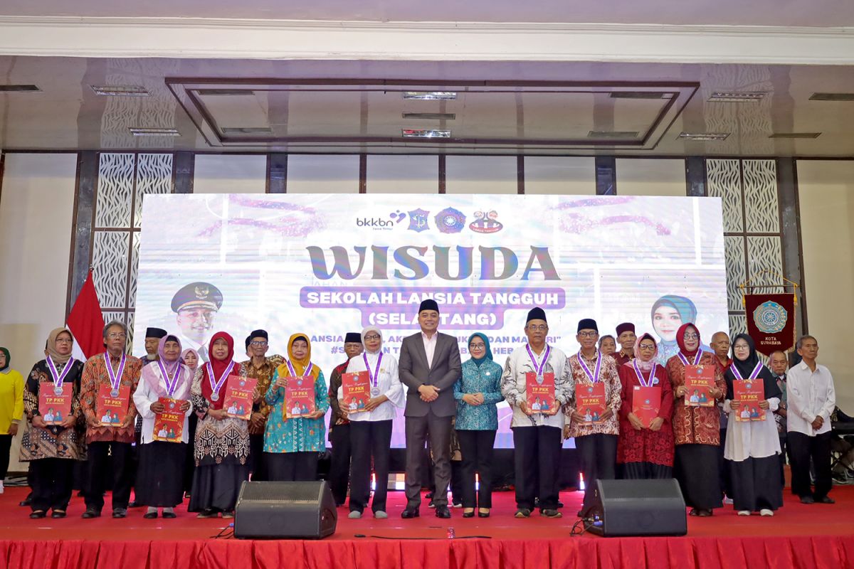 Pemkot Surabaya wisuda 1.150 Selantang