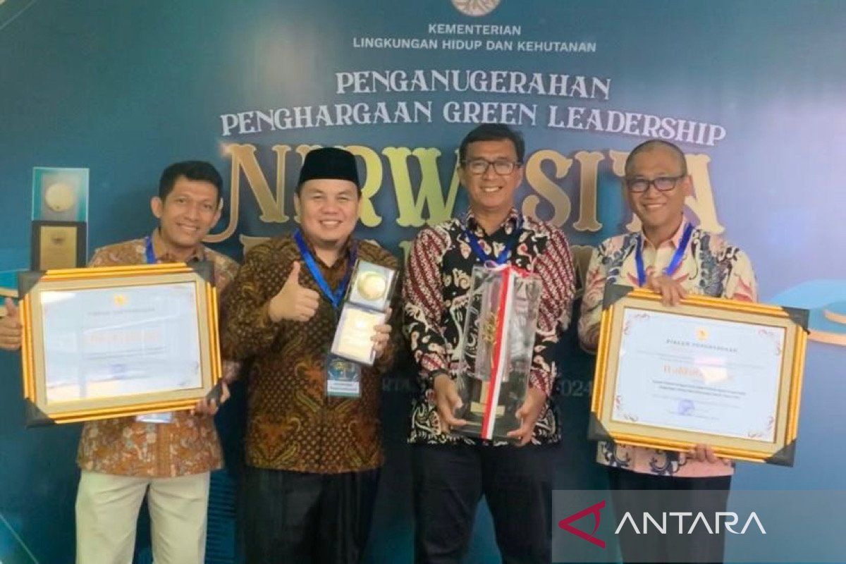 DPRD Kota Bogor terima anugerah Nirwasita Tantra dari KLHK