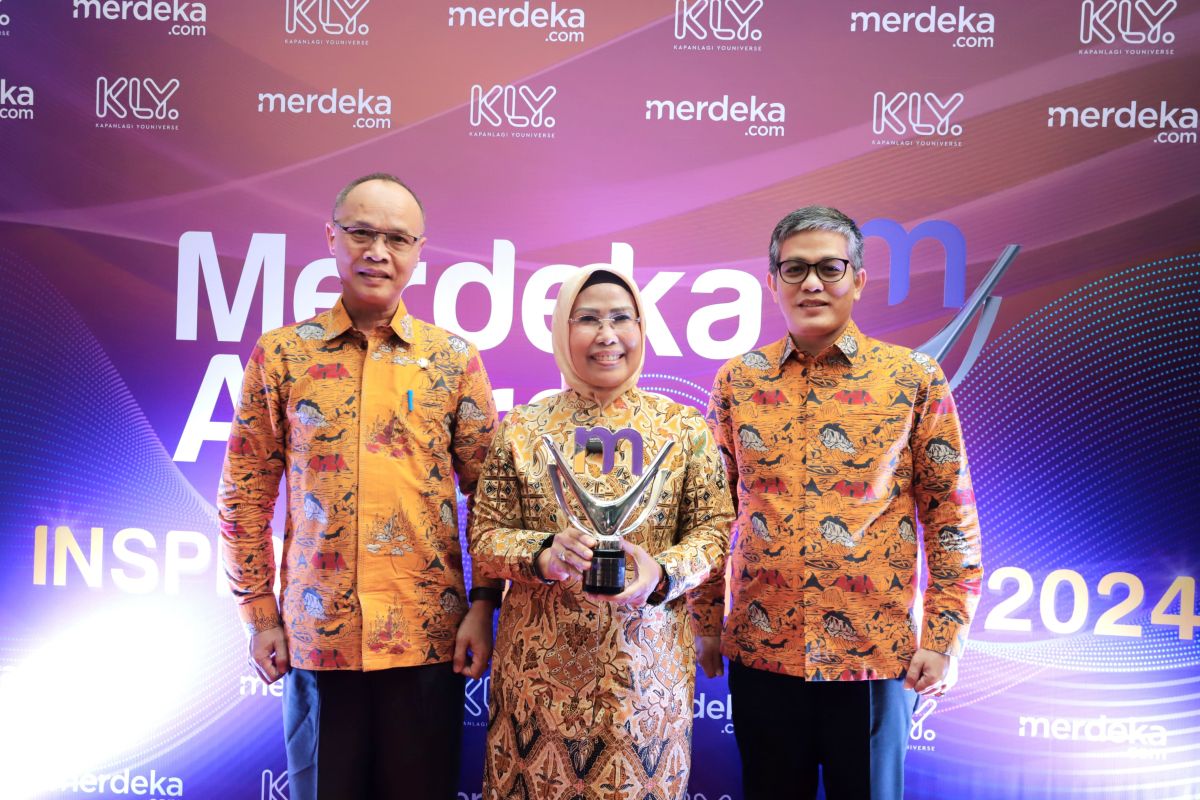 Bupati Serang raih penghargaan Merdeka Awards 2024