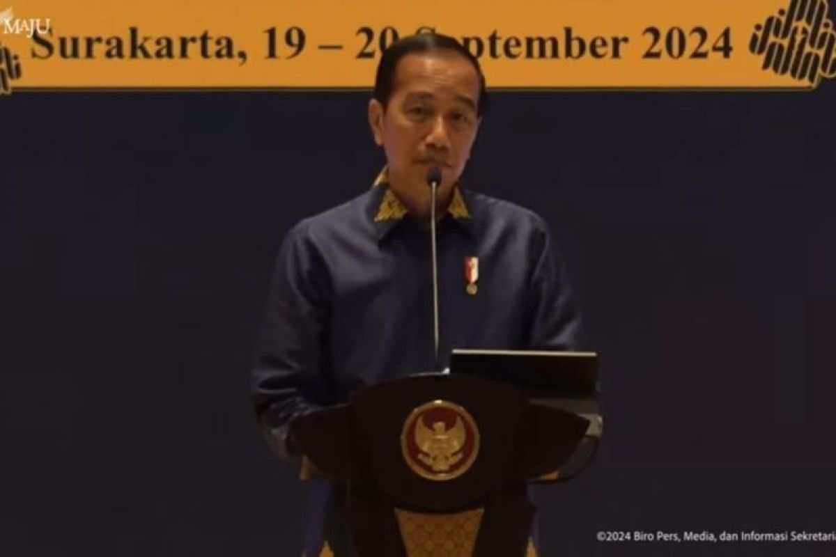 President Jokowi pushes job expansion to prepare for demographic bonus