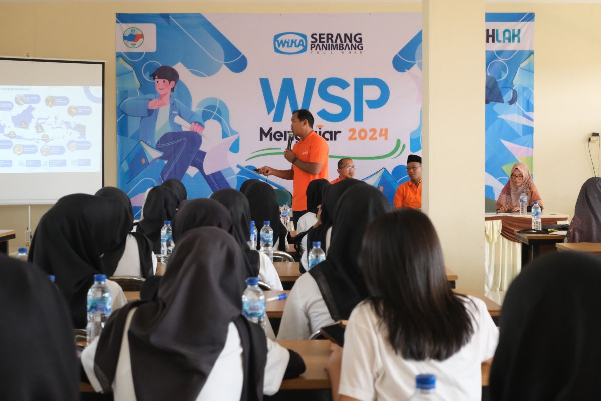 Tol Serang Panimbang Berbagi Ilmu dan Inspirasi di SMKN 1 Rangkasbitung