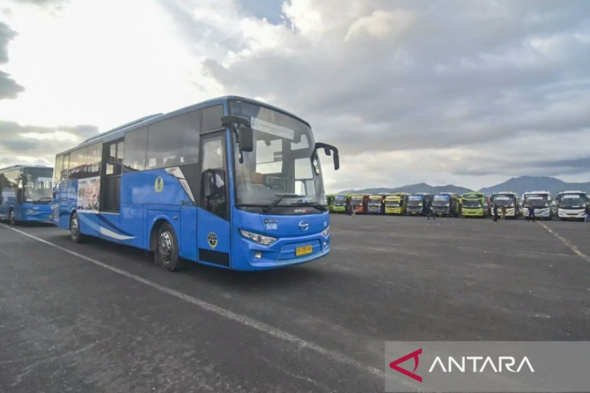 200 unit bus gratis disiapkan untuk penonton menuju sirkuit Mandalika