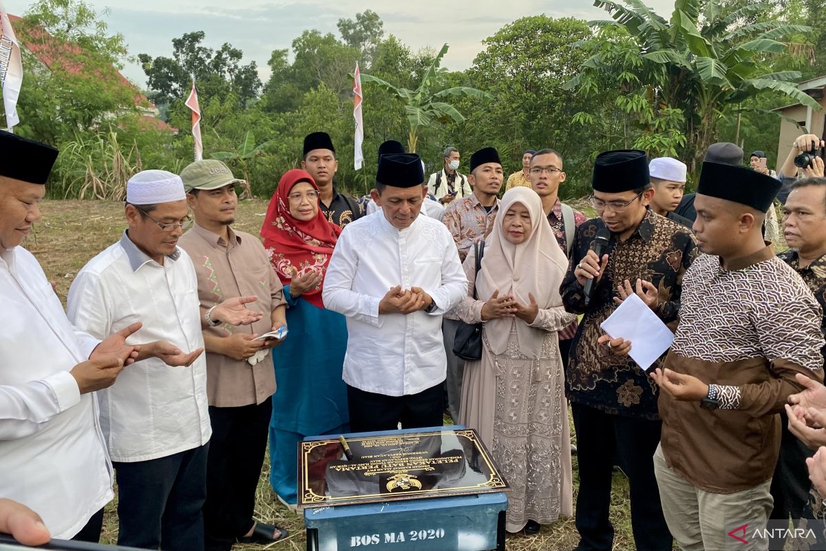 Gubernur Kepri resmikan pembangunan kampus baru ilmu Al Quran di Kota Batam