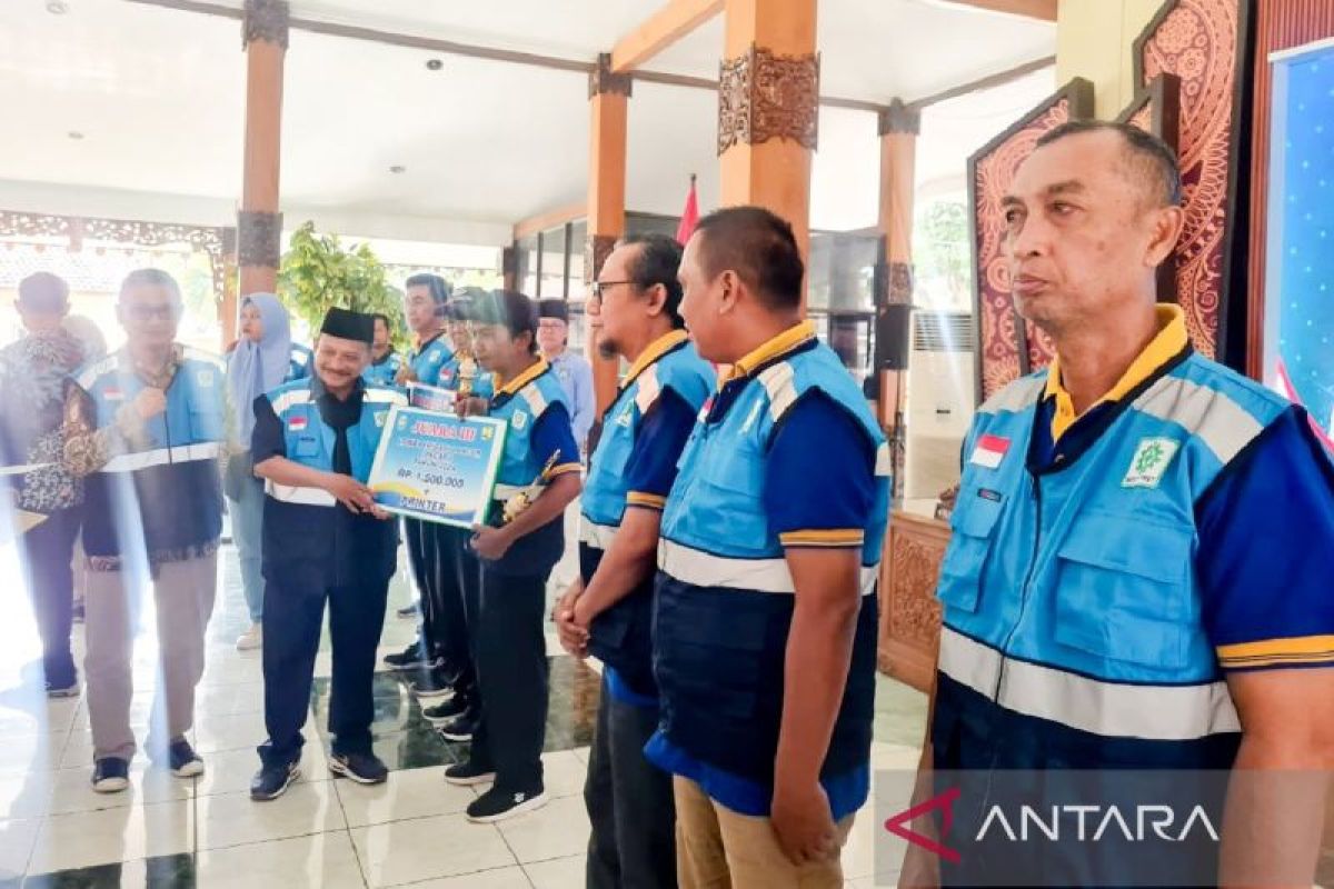 Pemkab Situbondo konsisten berikan pembinaan HIPPA desa