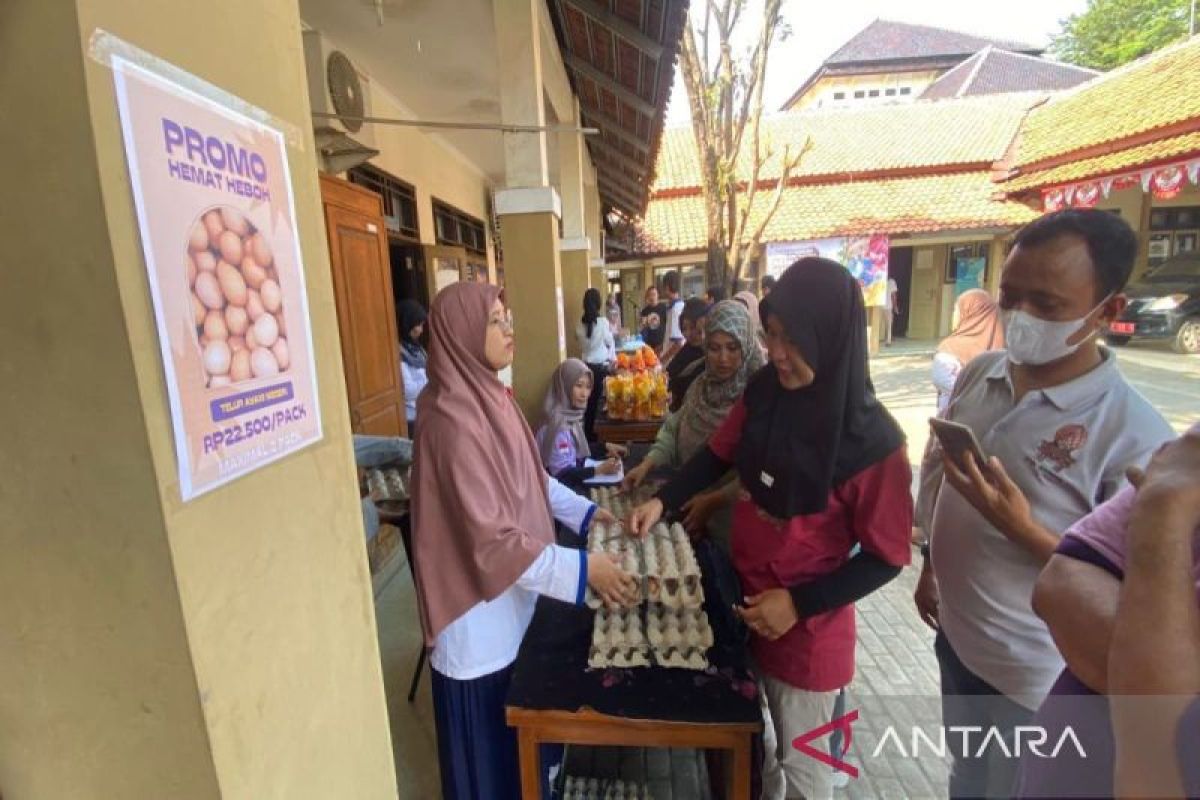 Pemkab Batang siapkan 400 Kg telur  ayam untuk pasar murah